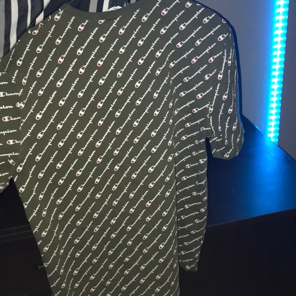 L Champion Heritage Tee - Picture 3 of 3